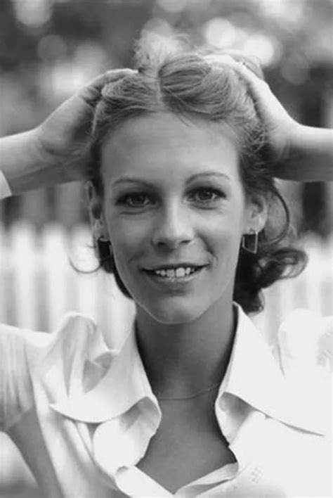 20 Vintage Photos of a Young Jamie Lee Curtis in the 1970s